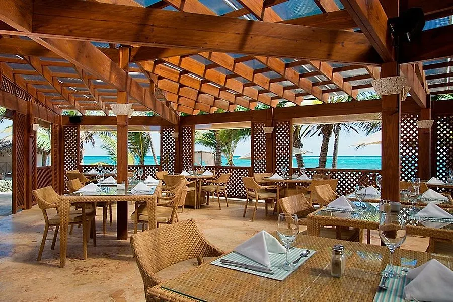 Vik Hotel Cayena Beach Баваро